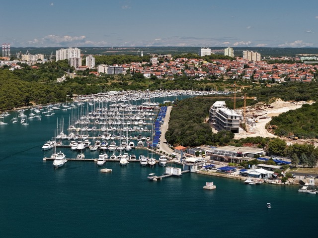 Novosti: Marina Sky