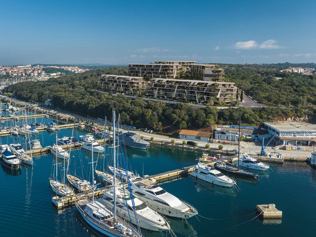 Marina Sky slika